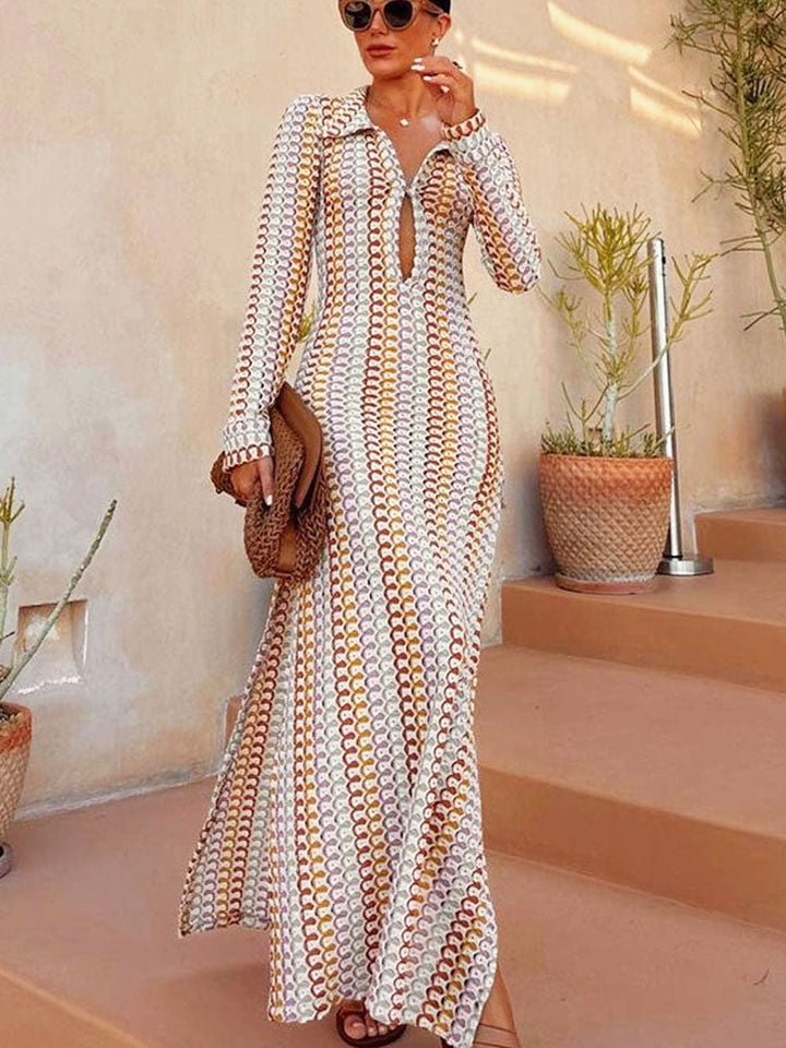 Robe longue de vacances à la plage au crochet à rayures ondulées fendues à col en V et style bohème - Marron